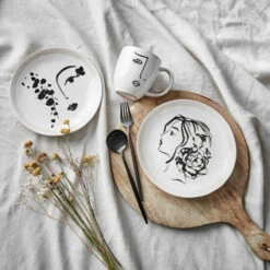 Auslauf 😉 BUTLERS LINE ART Tasse Mit Gesicht 350ml ✔️ -BUTLERS Store unnamed file 1342