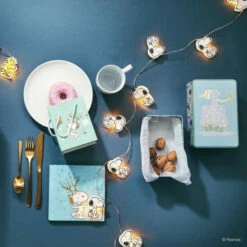 Besorgen ✔️ BUTLERS PEANUTS LED-Lichterkette Snoopy 20 Lichter Mit USB-Batteriefach 🥰 -BUTLERS Store unnamed file 179