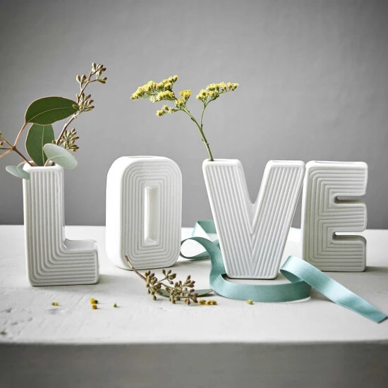 Großhandel 🎉 BUTLERS LOVE Mini-Vasen 4-tlg. 💯 3 Großhandel 🎉 BUTLERS LOVE Mini-Vasen 4-tlg. 💯