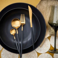 Neu 🔥 BUTLERS STILETTO Besteck-Set 16-tlg. Matt 😀 -BUTLERS Store unnamed file 488