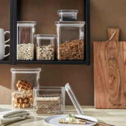 BUTLERS Store -BUTLERS Store unnamed file 5007