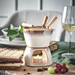 Brandneu ⌛ BUTLERS AU CHOCOLAT Mini-Fondue Mit 2 Gabeln 🔥 -BUTLERS Store unnamed file 580